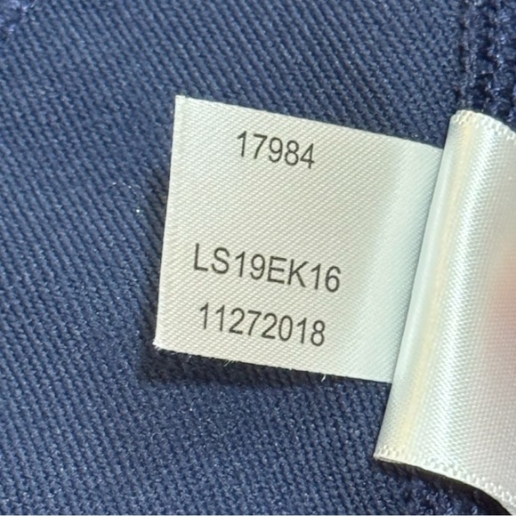 Peter Millar Women’s Stretch Performance Double Zip Navy Jacket UPF 50+ | XS - Picture 10 of 10